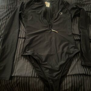 OP Wet Suit